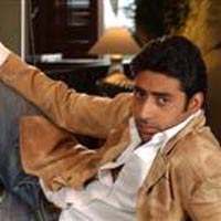 Abhishek Bachchan to make debut as award show anchor