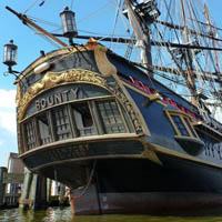 US storm sinks famous ship HMS Bounty
