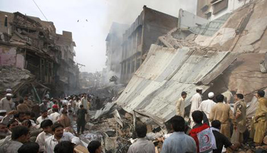 90 killed, over 260 injured in Pakistan blasts