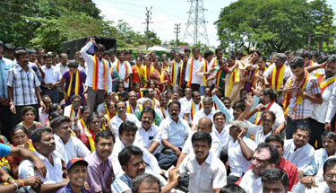 Protests continue over release of Cauvery River water