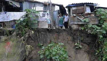 40 dead in China storms