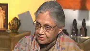 Gangrape: Delhi CM flags off silent march
