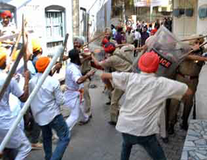 Curfew in gurdaspur