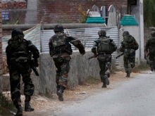 Two guerrillas killed in Kashmir