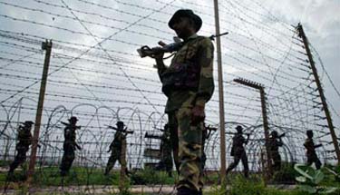 US asks India, Pakistan to end violence
