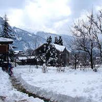 Manali gets snow, rain in Shimla