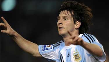 Messi donates over $200,000 to sports facility in Argentina