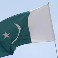 Pak aims to develop smaller lighter nuclear warheads: report
