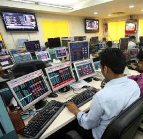 Sensex 34 pts up, closes with moderate gain 