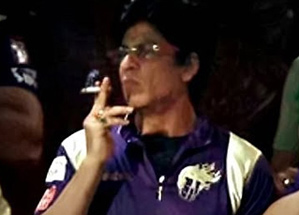 shahrukh khan smoking