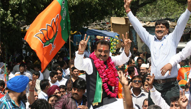 Congress routed in MCD elections