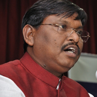 Munda Meets Shibu Soren to Defuse Crisis