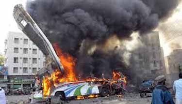40 killed, over 130 wounded in Karachi bombings