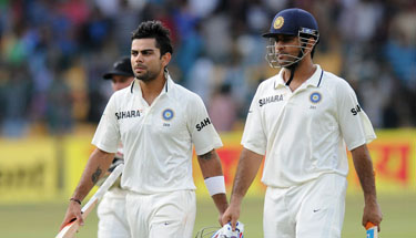 Kohli, Dhoni keep England at bay 